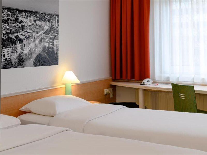 Ibis Hotel Hannover Medical Park Екстер'єр фото