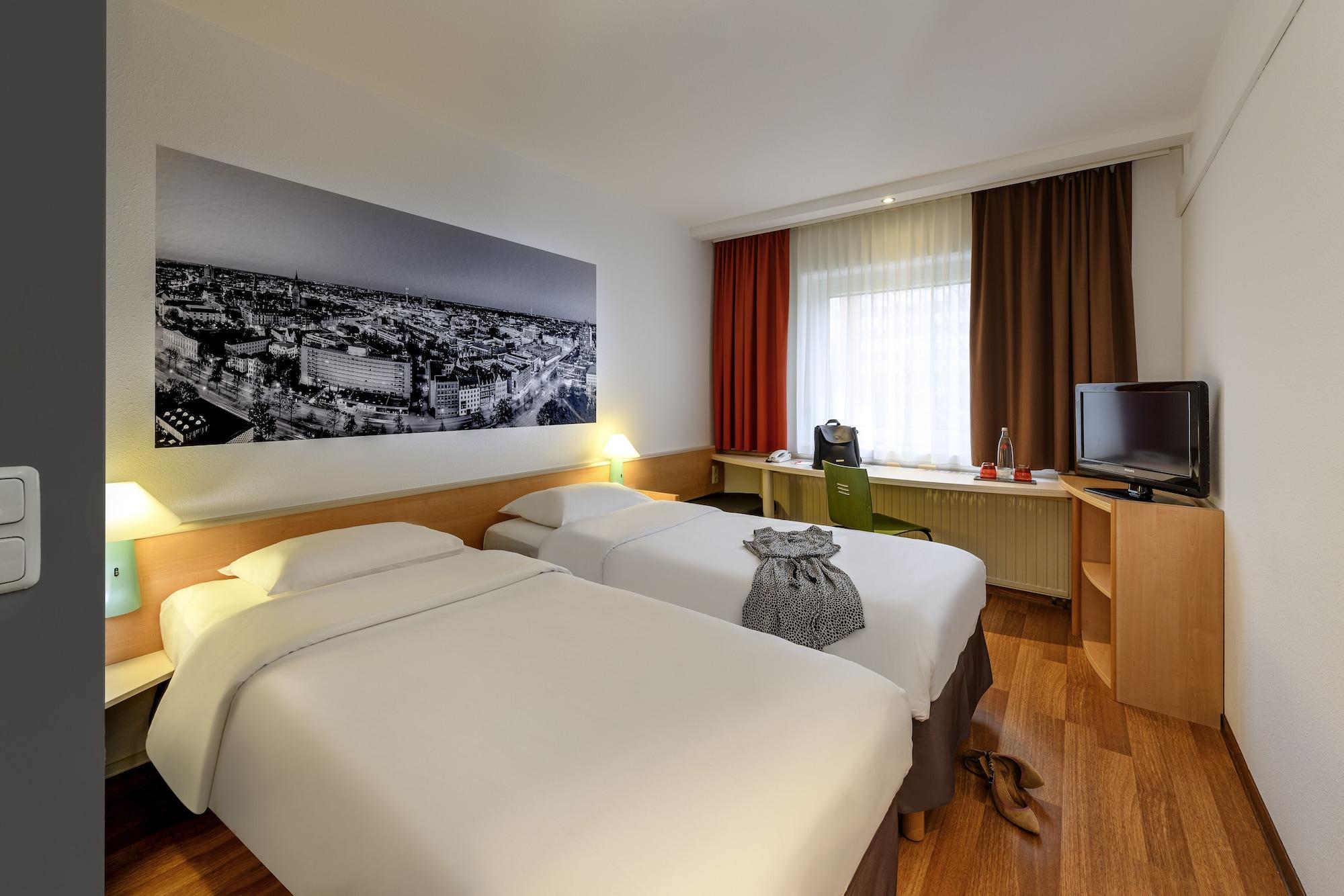 Ibis Hotel Hannover Medical Park Екстер'єр фото