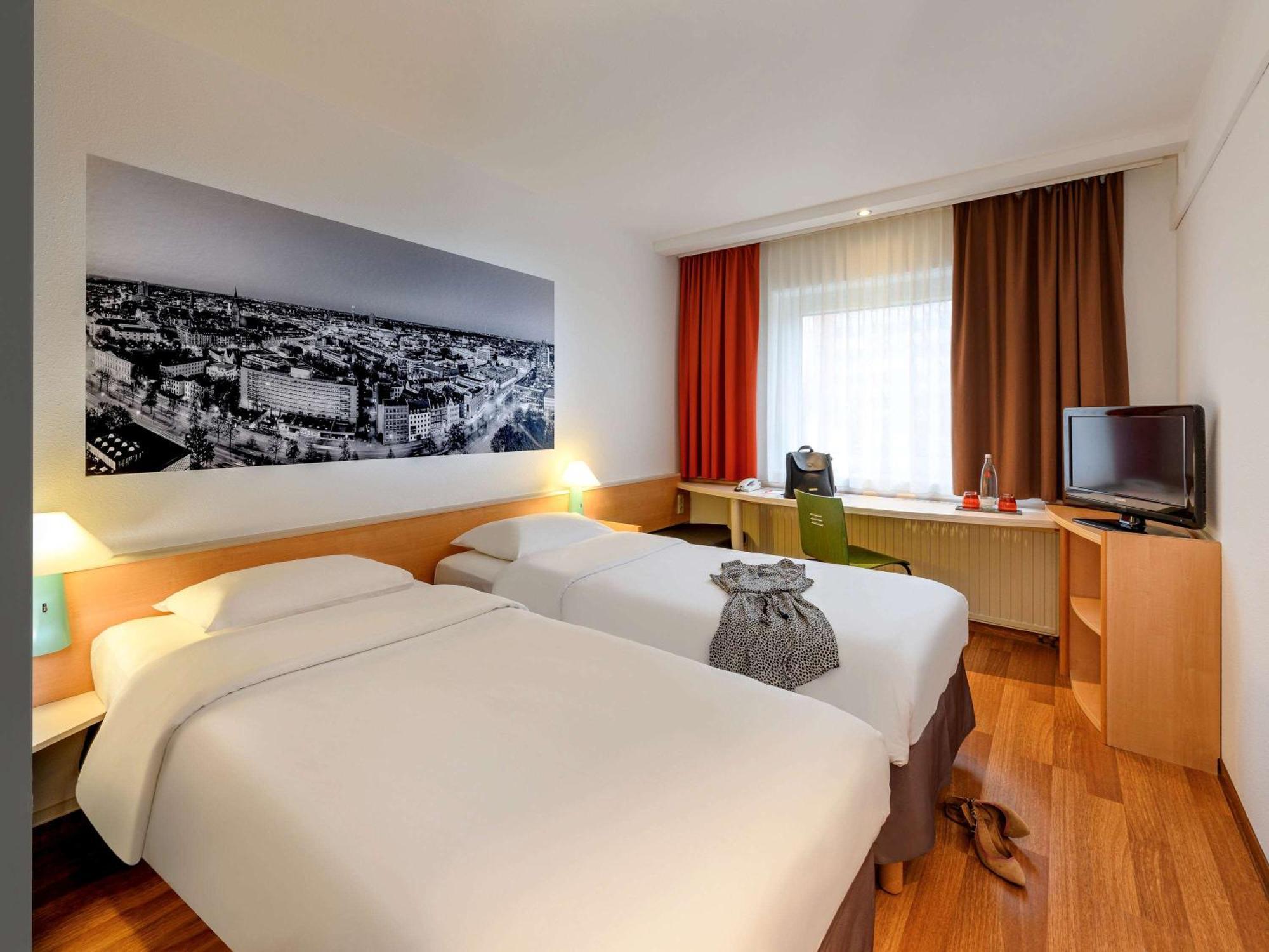 Ibis Hotel Hannover Medical Park Екстер'єр фото